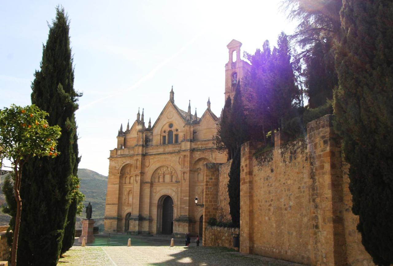 Casa Puerta De La Alcazaba Antequera Villa ภายนอก รูปภาพ